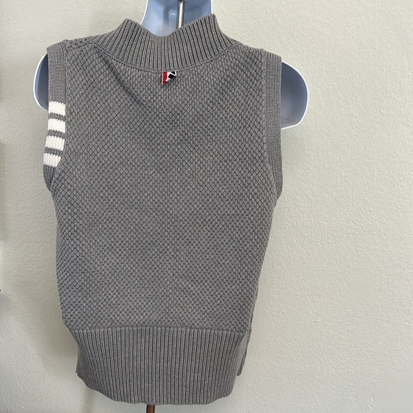 Thom Browne knit vest. Size 3 - Picture 4 of 6